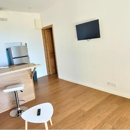 Apartment Paradiso T3 Vue Piscine Partagee *